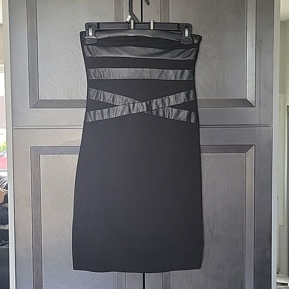 Faux leather bandage dress - Picture 4 of 4